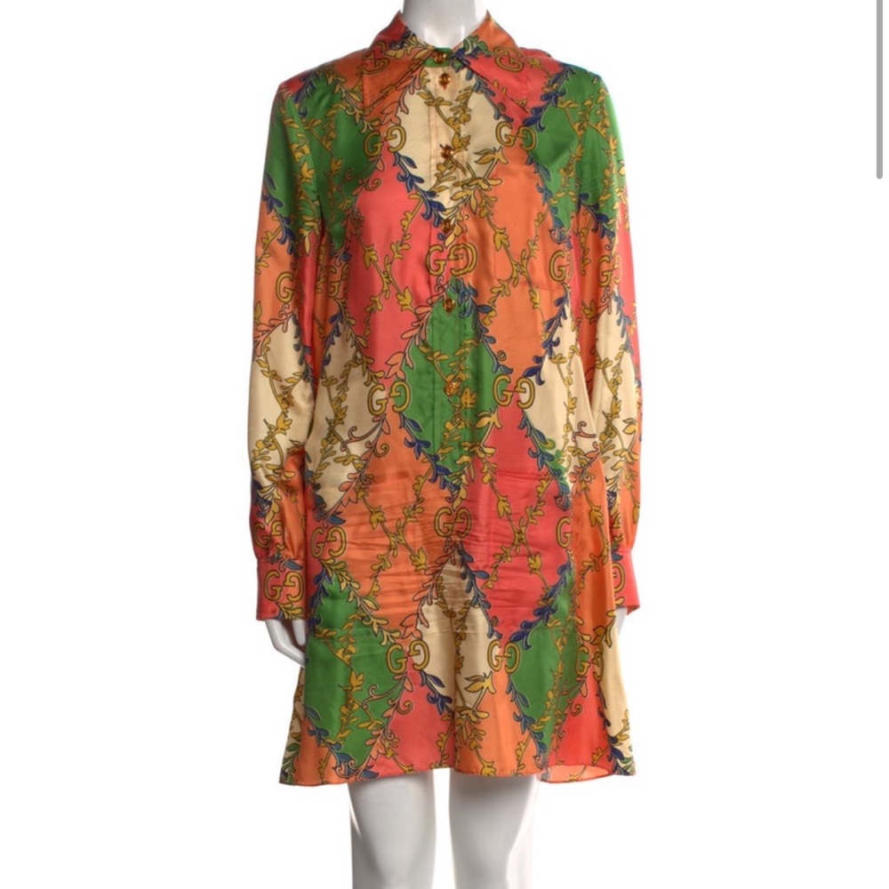 Gucci button down dress - real silk gorgeous 😍